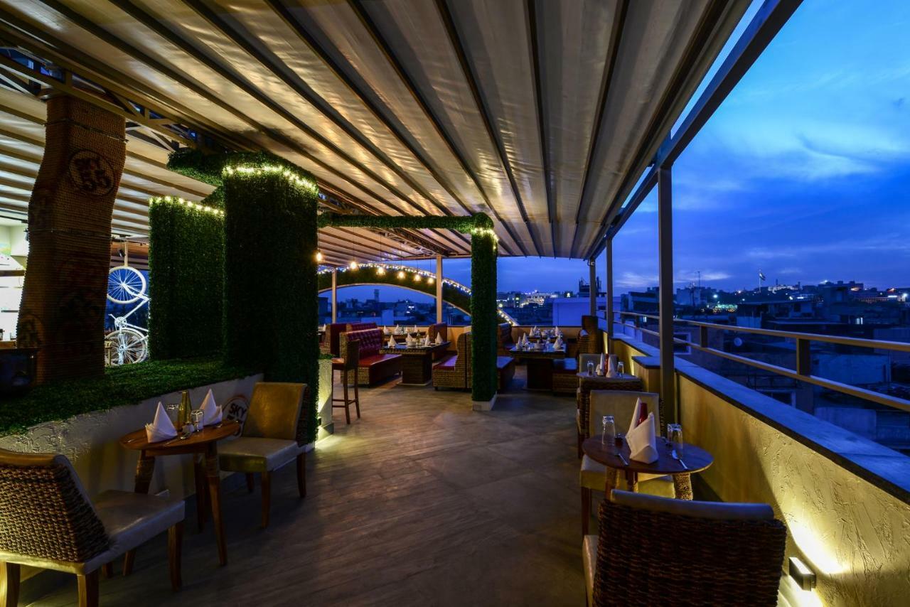 Hotel Atishay Bhopal Exterior photo